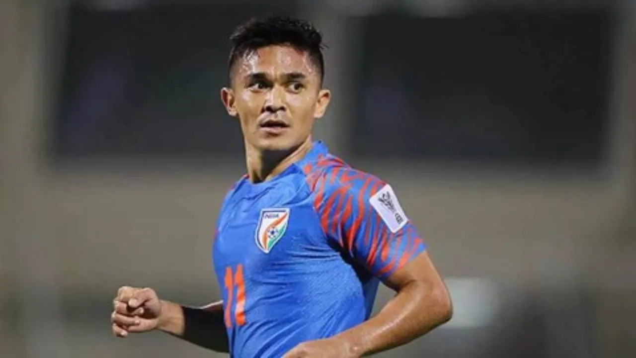 फीफा अंतरराष्ट्रीय मैच से पहले भारतीय फुटबॉल टीम लेगी 10 दिवसीय शिविर में भाग, कोच मनोलो ने जारी की लिस्ट सूची में सुनील छेत्री शामिल 