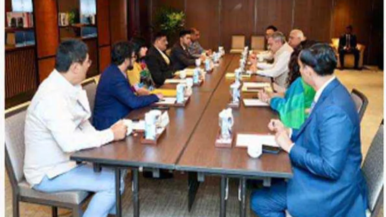 पाकिस्तान की सच्चाई बताने सिंगापुर पहुंचा बहुदलीय प्रतिनिधिमंडल, आतंकवाद के खिलाफ भारत का संदेश किया स्पष्ट 