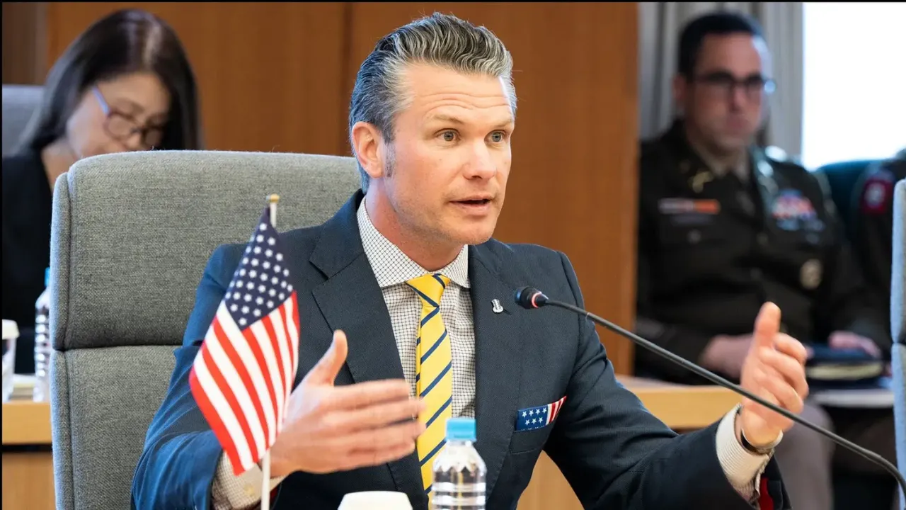 अमेरिकी रक्षा मंत्रालय ने 1,000 से अधिक ट्रांसजेंडर सैनिकों को सेना से बाहर करने का दिया आदेश, 30 दिन का दिया समय