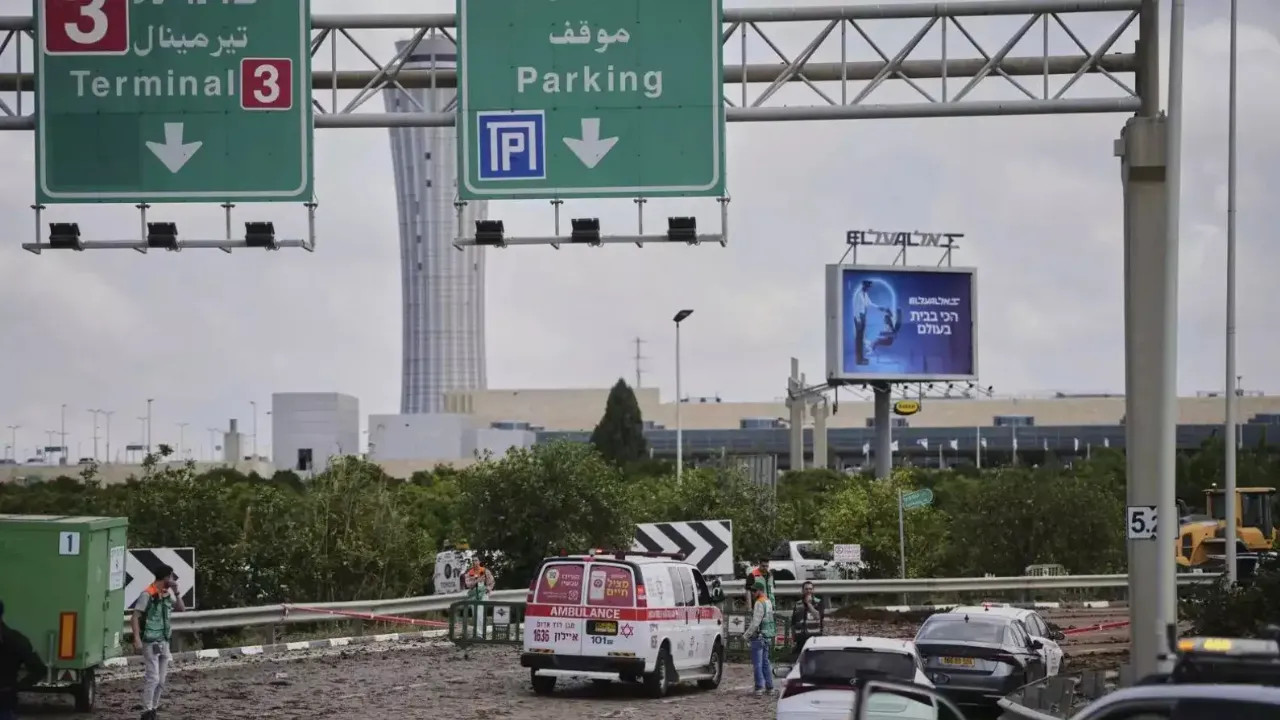 इजरायलः बेन गुरियन हवाई अड्डे पर हूती ने ली अटैक की ज़िम्मेदारी, कहा- हाइपरसोनिक बैलिस्टिक मिसाइल का किया उपयोग