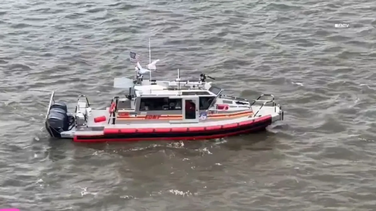 अमेरिका: न्यूयॉर्क में नाव में हुआ विस्फोट, एक की मौत, जांच में जुटी पुलिस