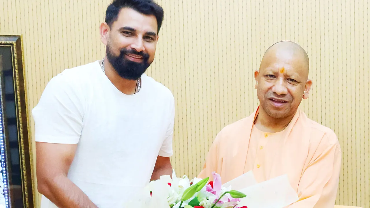 लखनऊ: क्रिकेटर मोहम्मद शमी ने की सीएम योगी से मुलाकात