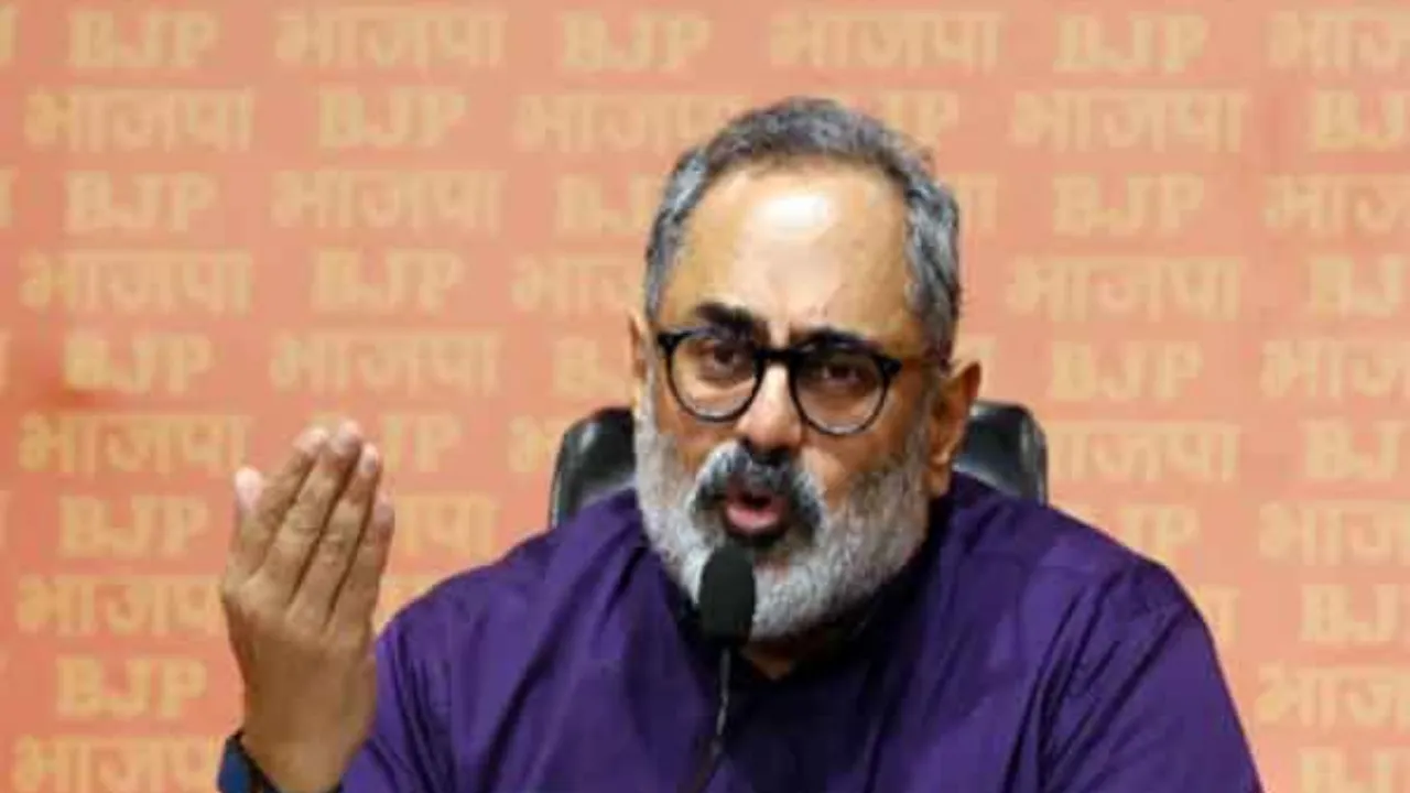 केरलः राजीव चंद्रशेखर ने साधा माकपा शासन पर निशाना, कहा- नौ सालों के शासनकाल में 42 हजार MSMEs हुए बंद  