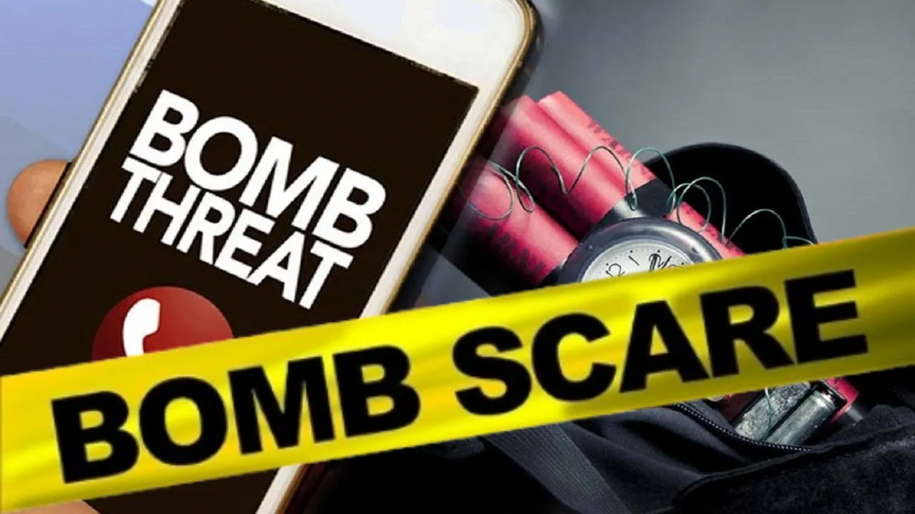 Lucknow: बम से उड़ाने की धमकी देने वाला मास्टर माइंड मिला, कई सरकारी दफ्तरों को बना चुका है निशाना, जानें पूरी कहानी