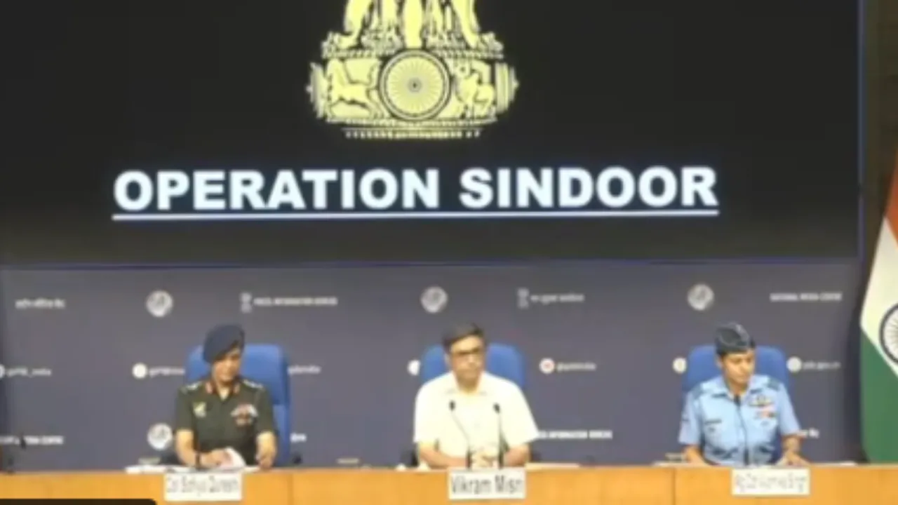 Operation Sindoor: शुरू हुई सेना की प्रेस कॉन्फ्रेंस, आर्मी एयरफोर्स और MEA के अफसर मौजूद