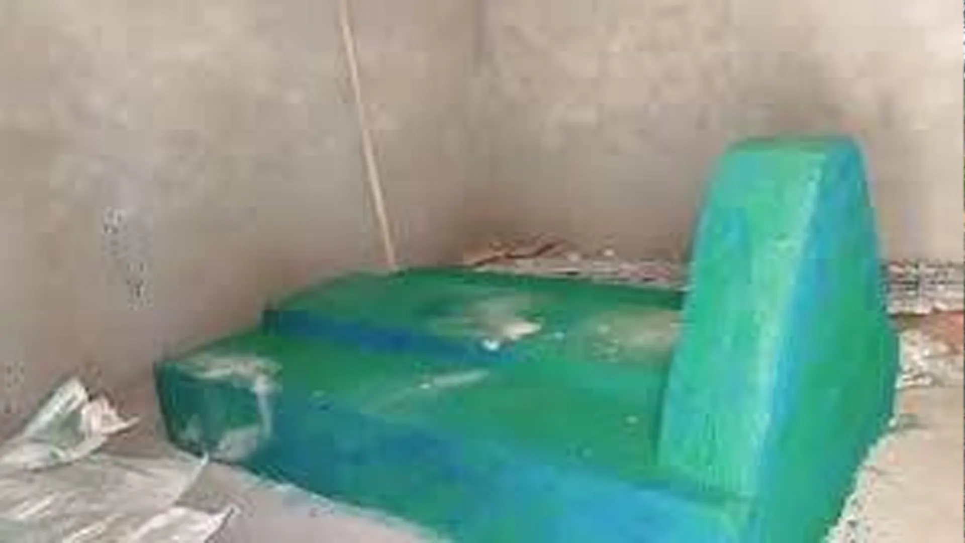 पीलीभीत: अब अधिवक्ताओं ने की शिकायत, बोले मजार कर दी क्षतिग्रस्त... खड़ी की दीवार!