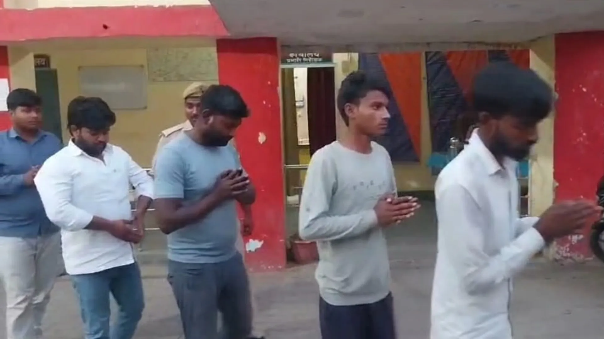 कासगंज: गैंगरेप मामले में पुलिस ने की आरोपियों के खिलाफ गैंगस्टर की कार्रवाई