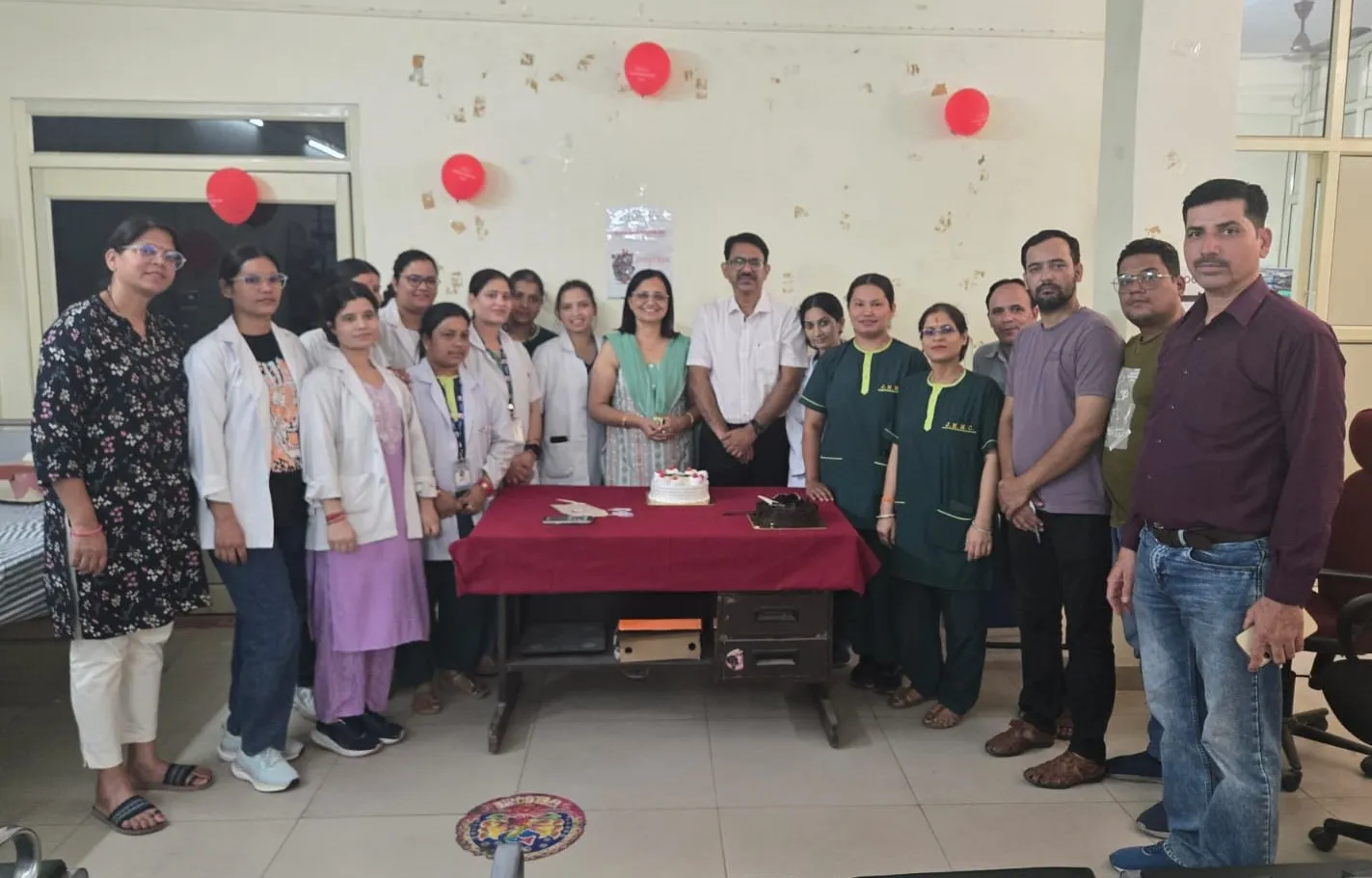 जगदंबा हार्ट केयर में मनाया विश्व हाइपरटेंशन दिवस   