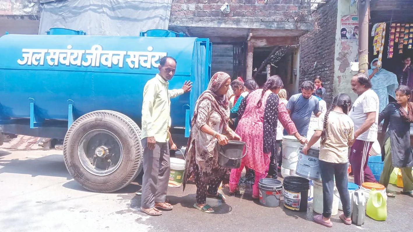 दमुवाढूंगा और इंदिरानगर में सबसे ज्यादा टैंकर भेज रहा जल संस्थान
