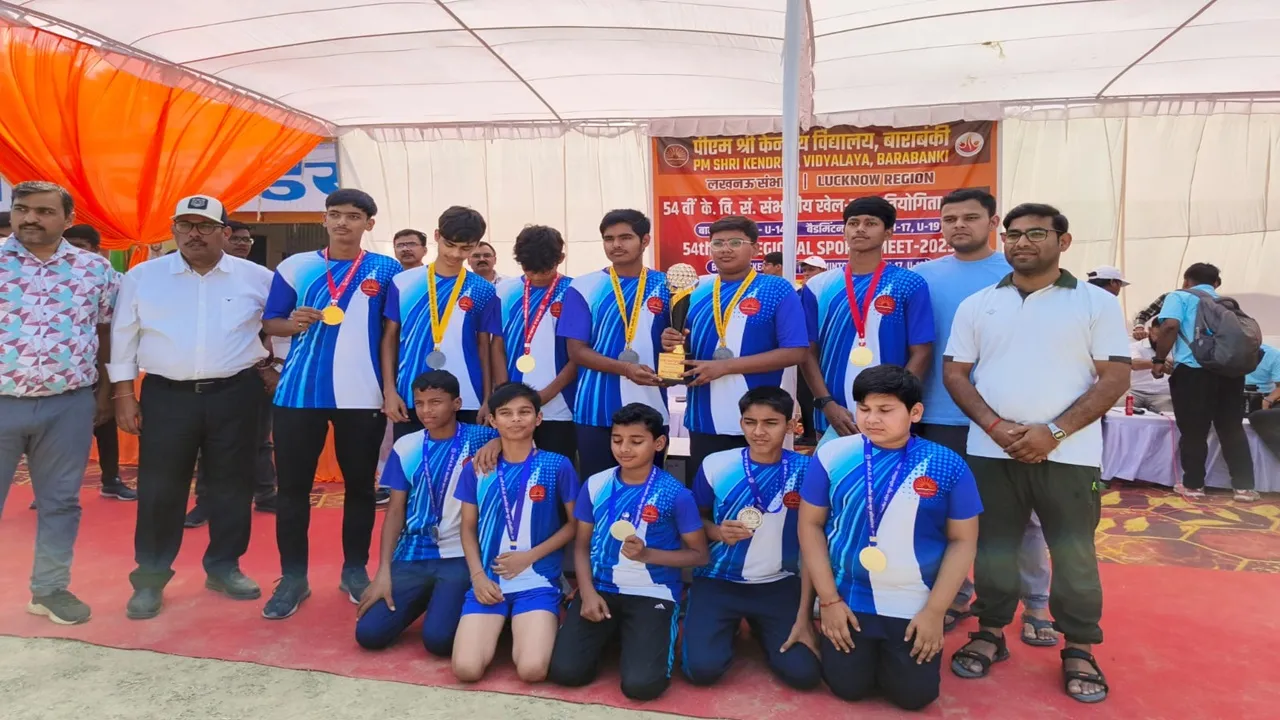 बाराबंकी: क्रिकेट में सीतापुर तो बैडमिंटन में लालगंज ने मारी बाजी, खेलकूद प्रतियोगिता संपन्न  