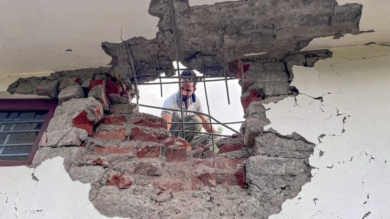 जम्मू-कश्मीर: सरकार ने पाकिस्तानी गोलाबारी के कारण हुए संपत्ति के नुकसान के आकलन के दिए निर्देश