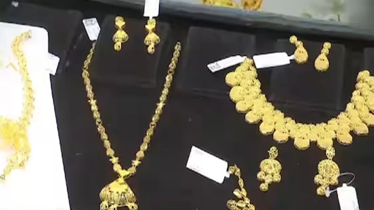 लखनऊ: आभूषण विक्रेताओं ने तुर्किये से आयातित आभूषणों के बहिष्कार का किया फैसला, जानें क्या कहा...