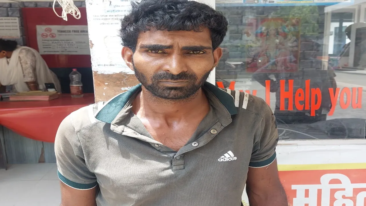 कानपुर: लॉजिस्टिक पार्क चोरी मामले में 50 हजार का इनामी काला लोहार गिरफ्तार