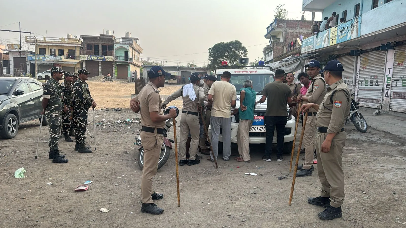 सत्यापन न कराने पर 12 भवन स्वामियों का चालान 