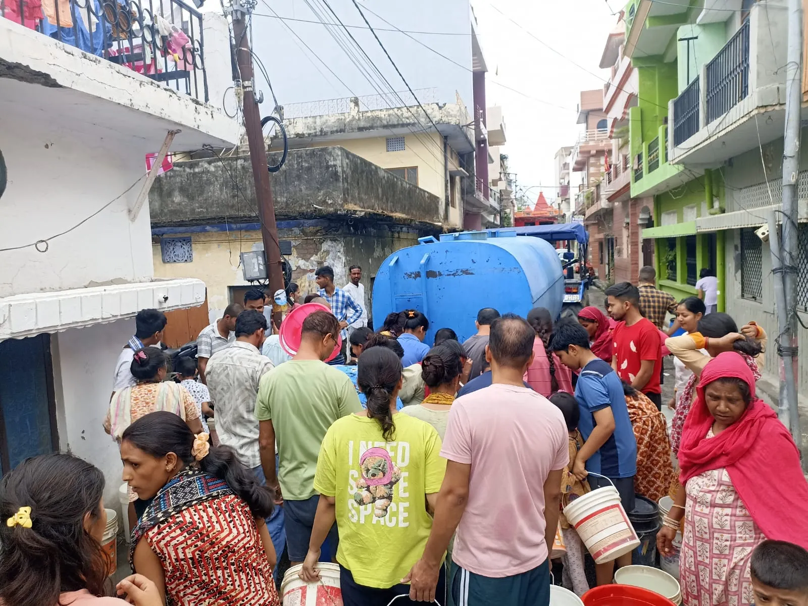 गौला में सिल्ट, ट्रांसफार्मर फेल और नलकूप ठप, पानी को मचा हाहाकार