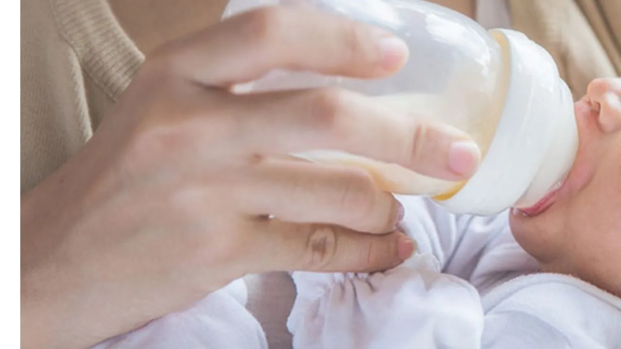 Kanpur News: स्पेशन ट्रेन में भूख से बिलख रहा था बच्चा: दूध पिलाने को गोविंदपुरी स्टेशन में रुकी ट्रेन 