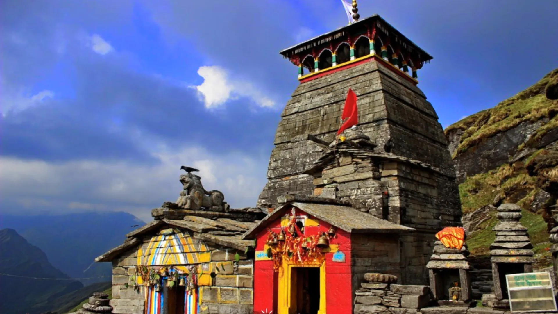 तृतीय केदार श्री तुंगनाथ जी के खुले कपाट, विधि-विधान से पूजा के बाद 500 लोगों ने किये दर्शन  