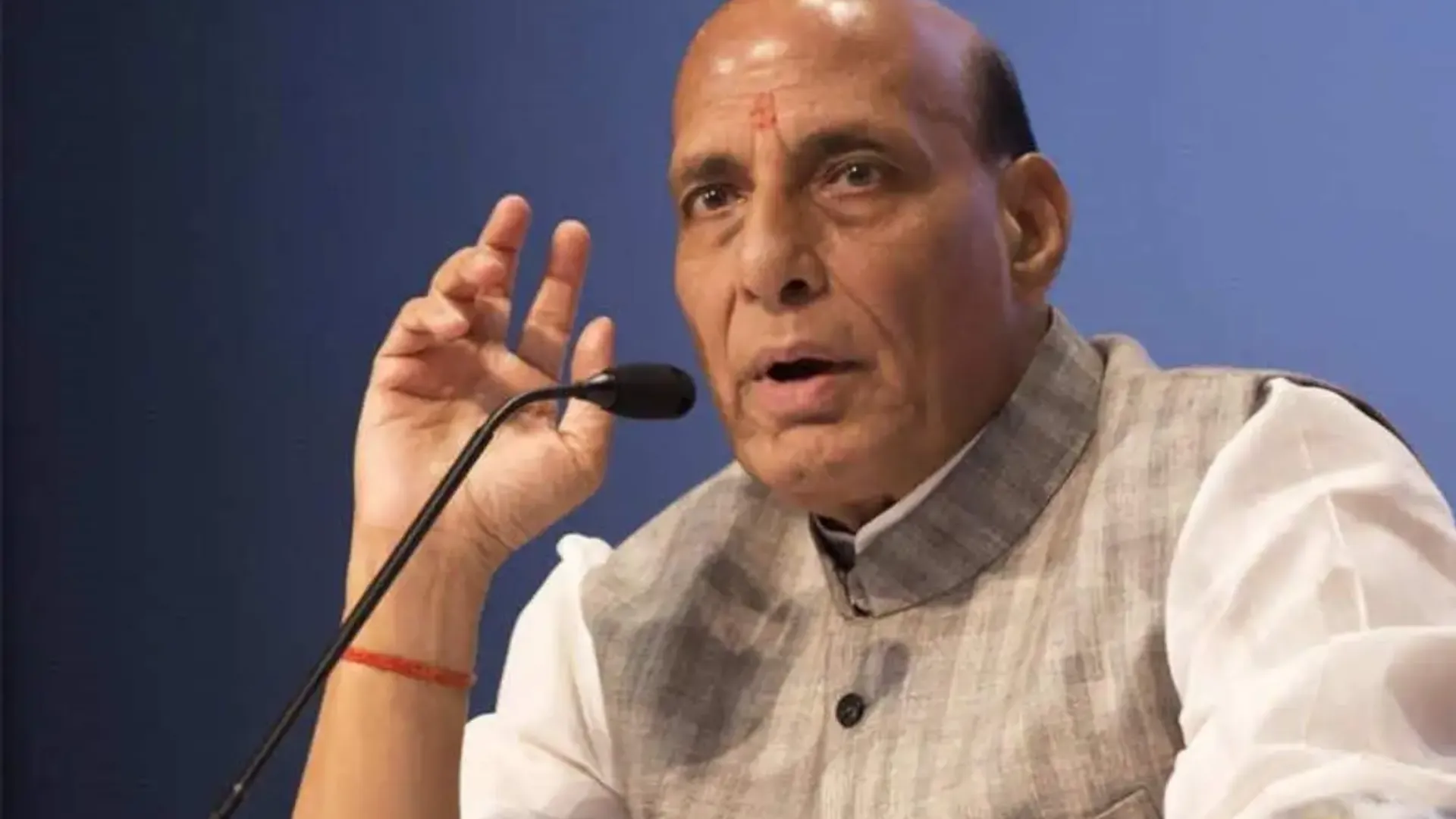 Victory Day Parade :  राजनाथ सिंह भी नहीं जाएंगे रूस, राज्यमंत्री संजय सेठ होंगें विजय दिवस में शामिल 