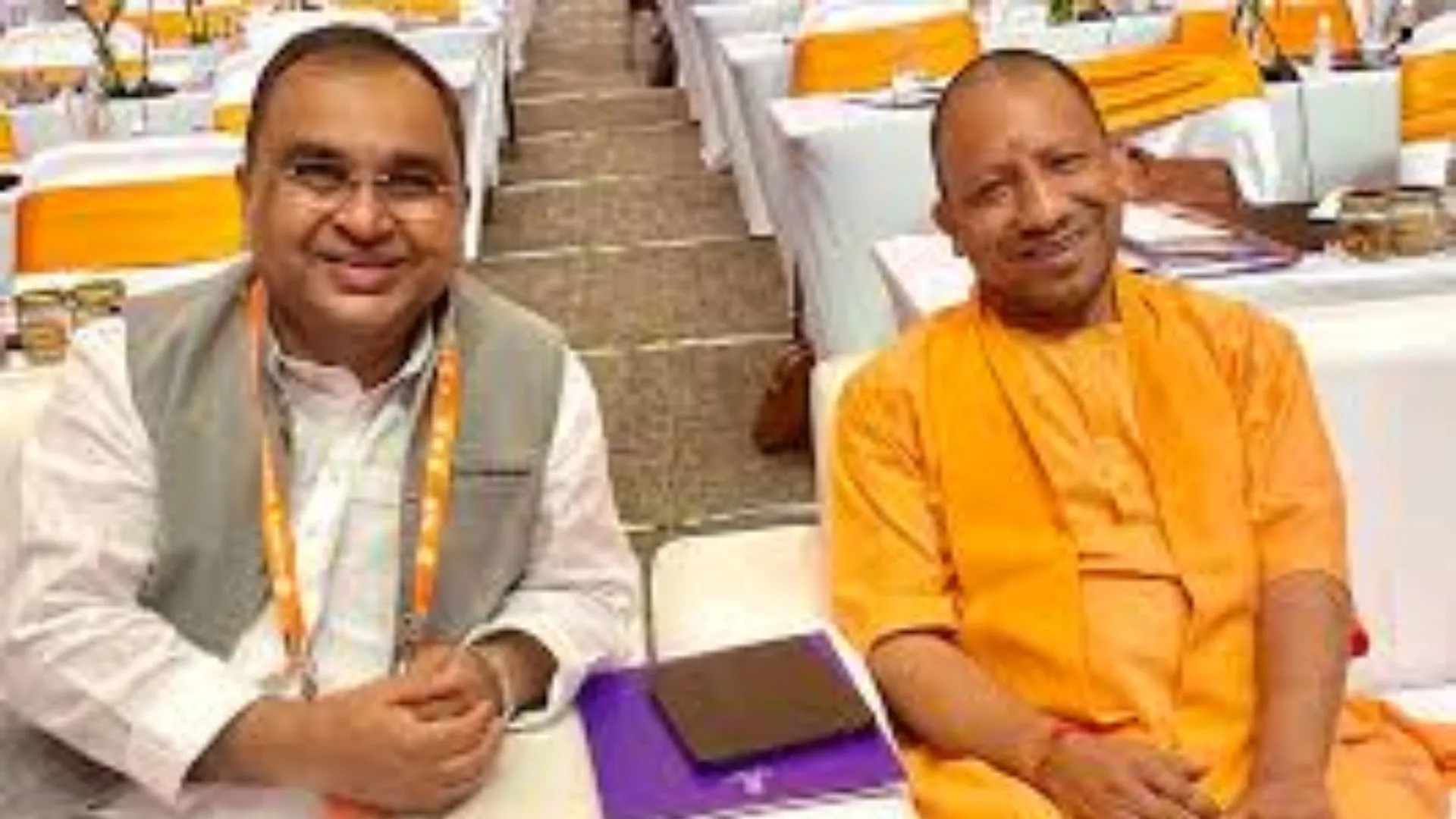 मुख्यमंत्री का मत अपनी जगह.. बहराइच पहुंचे BJP नेता सिद्दीकी, दरगाह पर चादर चढ़ाकर बोले- मैं गाजी बाबा को मानता हूं