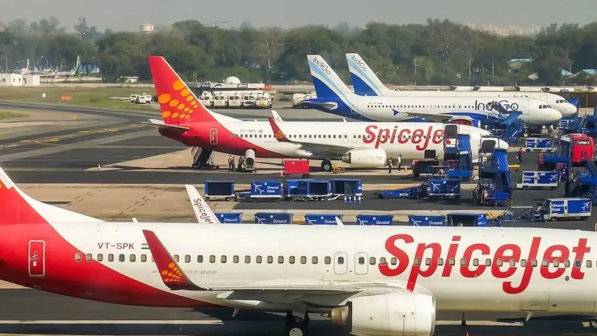 Operation Sindoor: दिल्ली हवाई अड्डे पर 90 उड़ानें रद्द, 27 एयरपोर्ट बंद, देखें पूरी डिटेल  