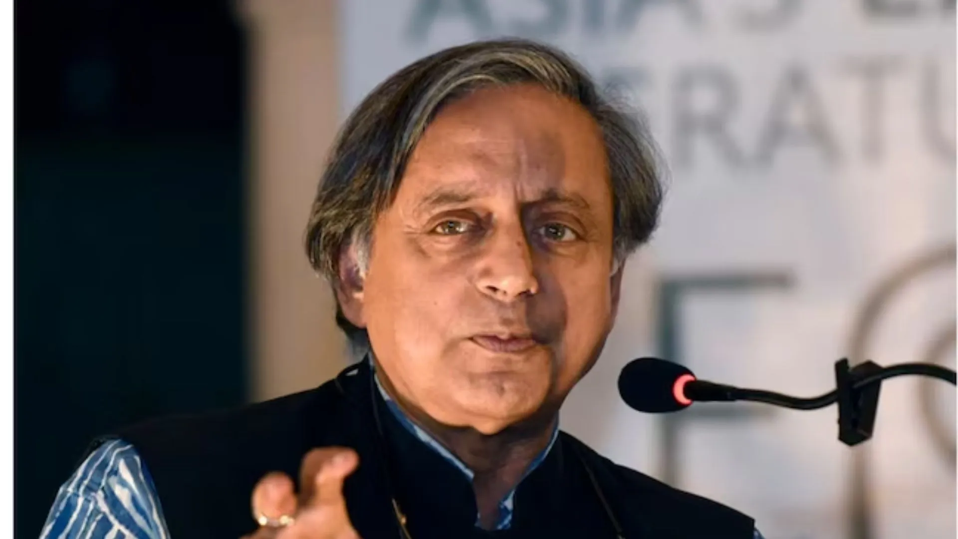 कट्टरपंथी सवाल उठा रहे...कांग्रेस की आलोचना का सामना कर रहे थरूर बोलें- बयानों को तोड़-मरोड़ कर पेश करने वालों का स्वागत 