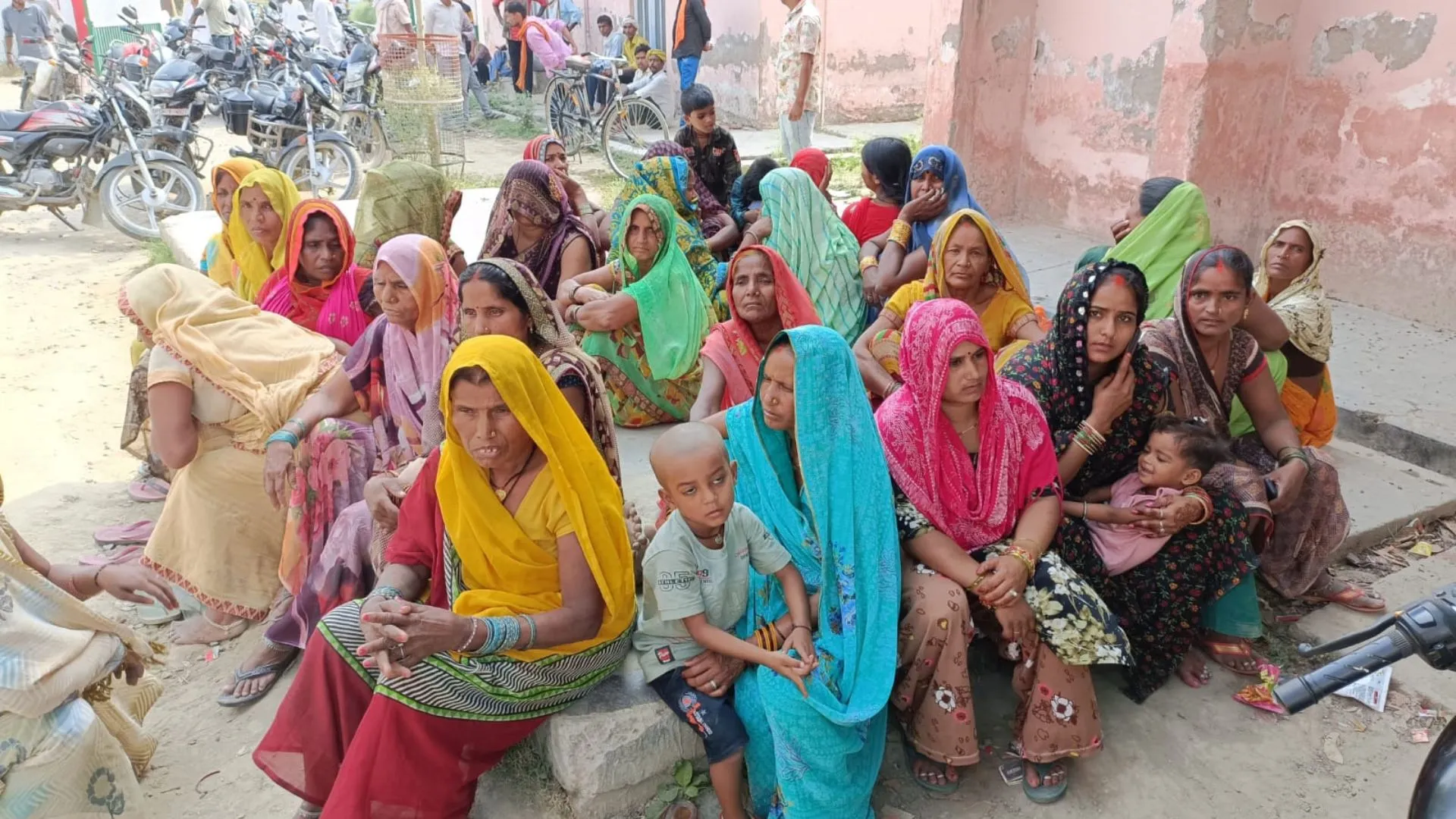 सड़क हादसे में देवर भाभी की मौत, रायबरेली प्रतापगढ़ हाइवे पर अज्ञात वाहन ने मारी थी टक्कर 