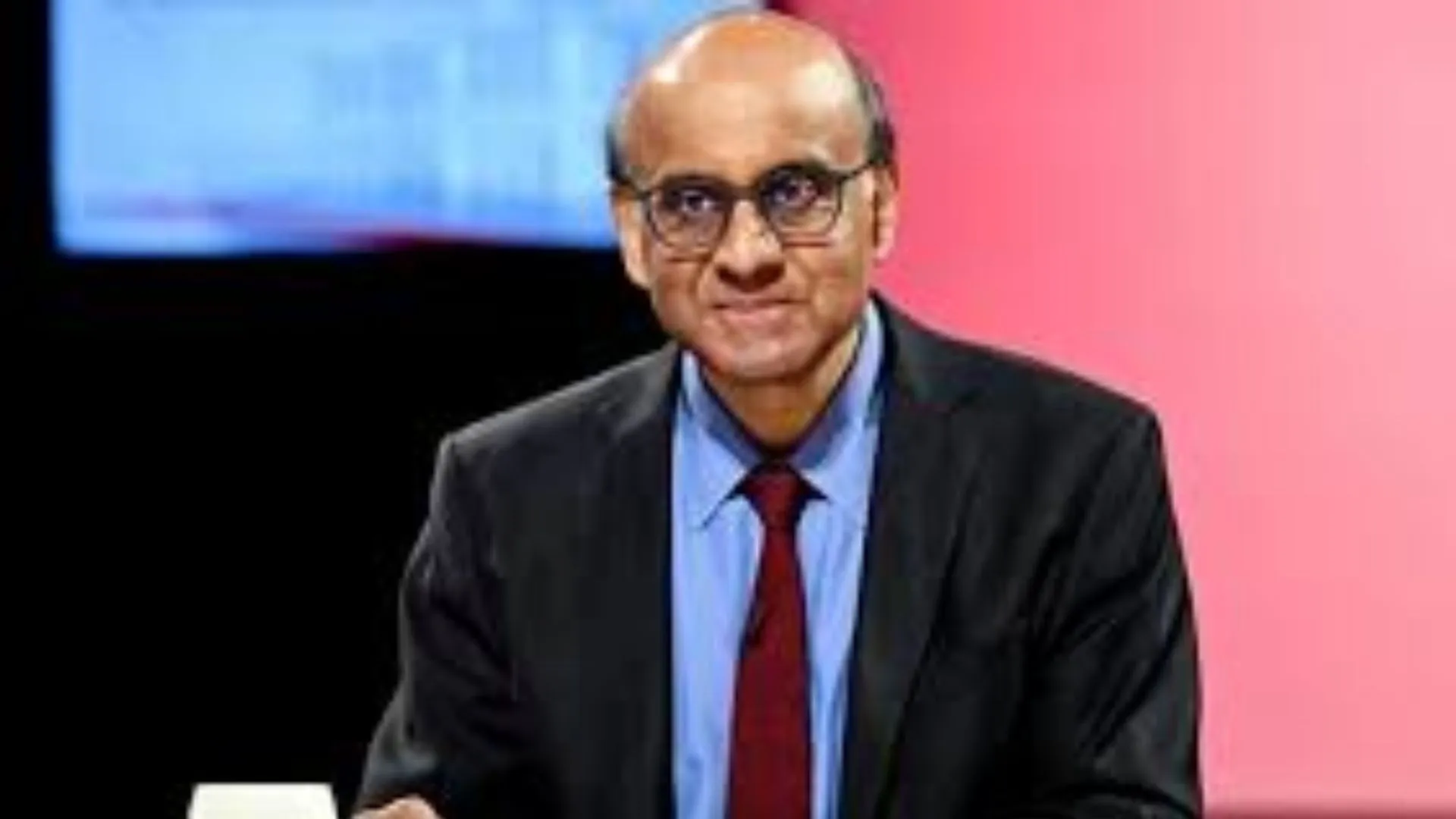 भारत की इस योजना के मुरीद हुए सिंगापुर के राष्ट्रपति, कहा- पिछड़े जिलों को सशक्त बनाना कबीले तारीफ  