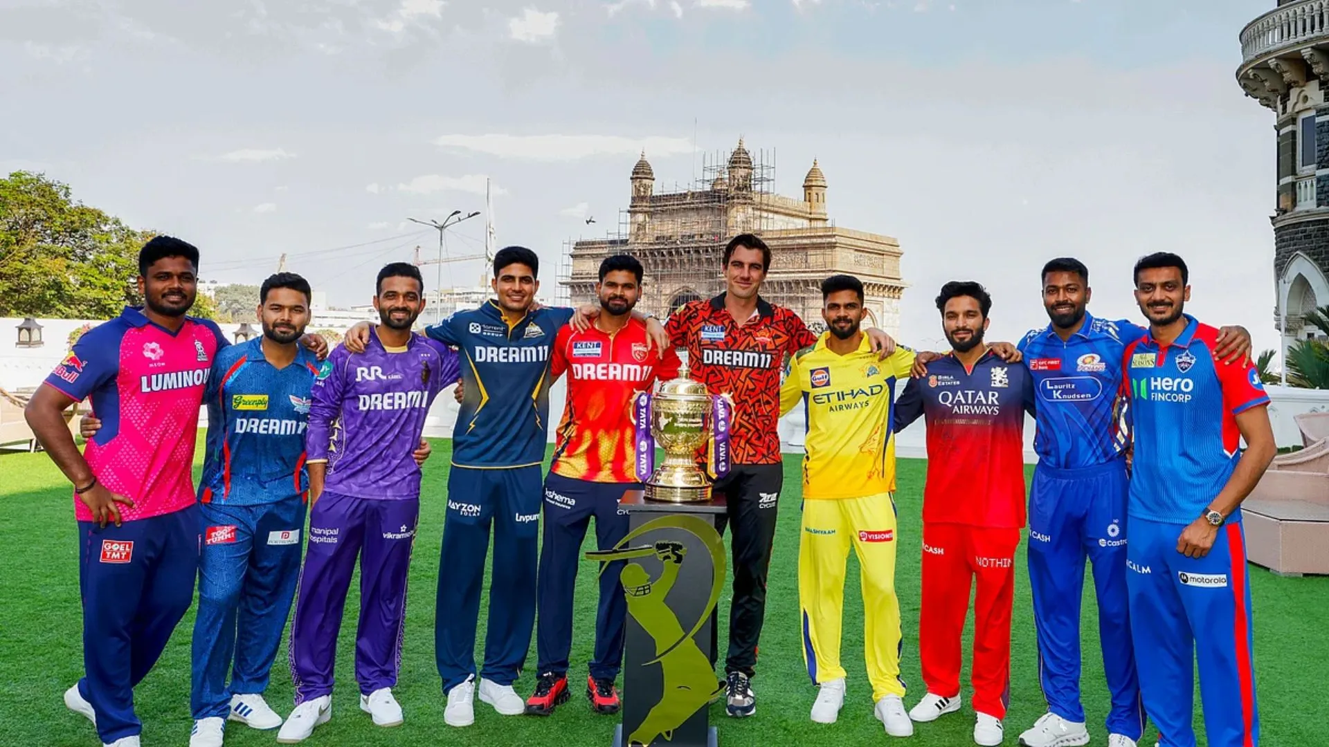  IPL 2025 : इस साल नया विजेता देखना चाहते हैं फैंस, सर्वे में हुआ खुलासा, 65% लोगों की राय RCB के पक्ष में