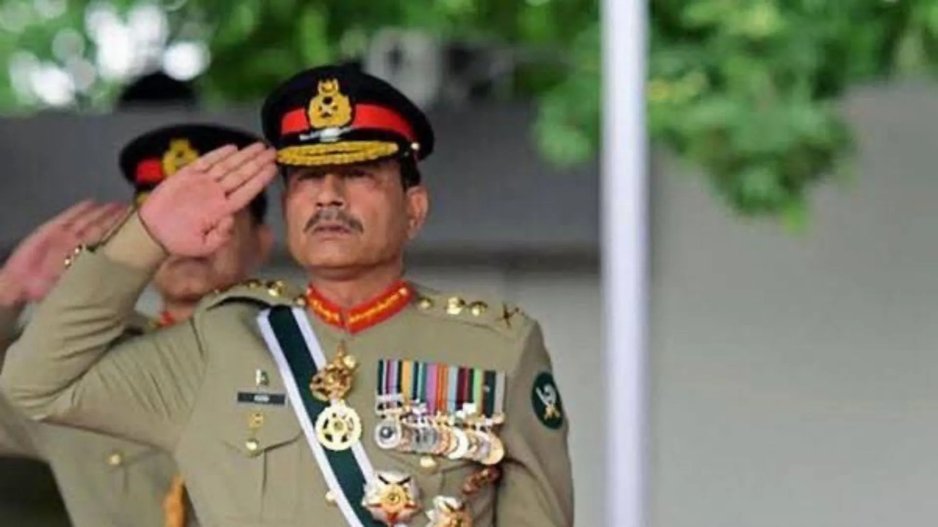फील्ड मार्शल बने पाक आर्मी चीफ आसिम मुनीर, शाहबाज सरकार ने किया प्रमोट 