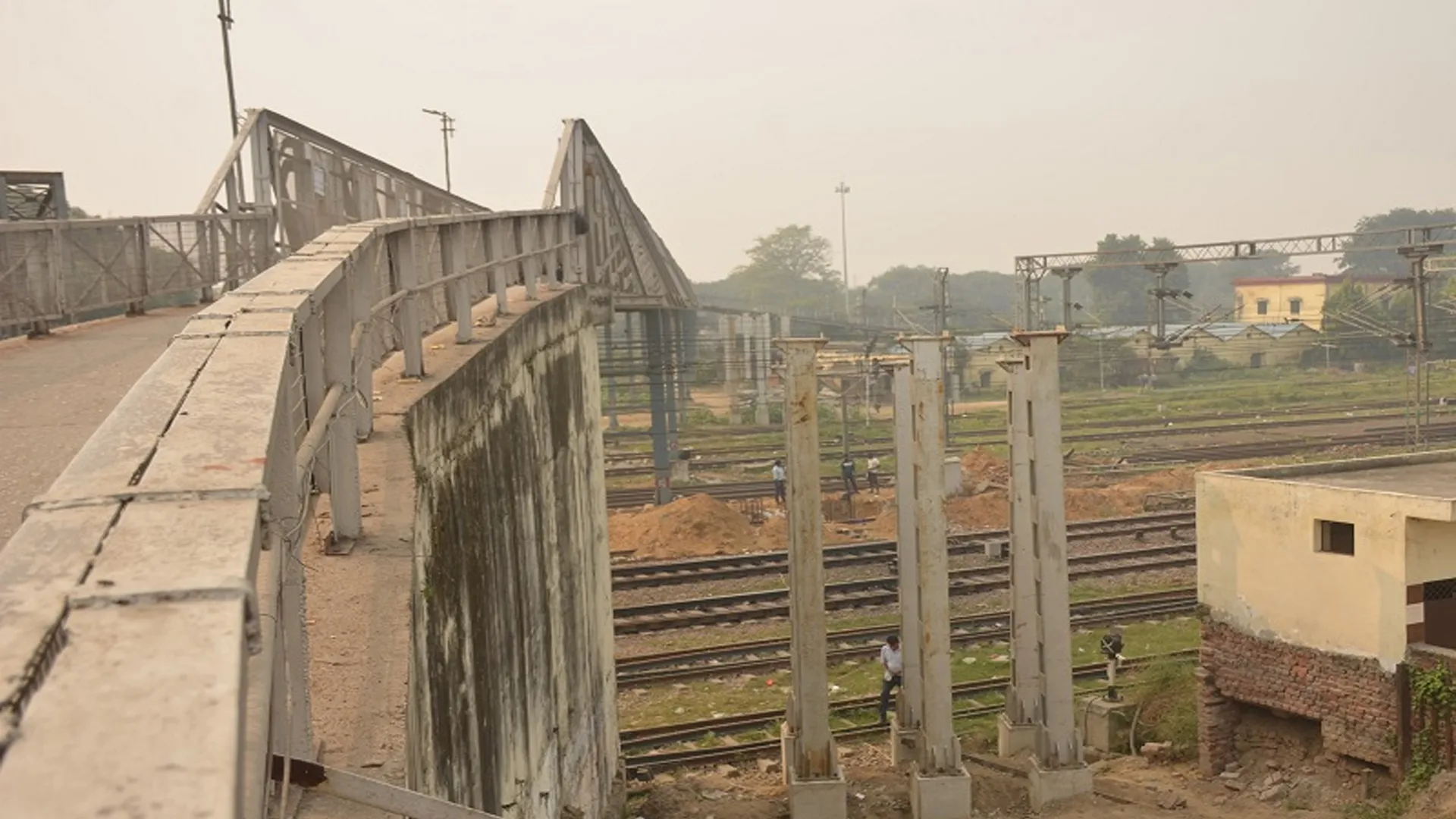 मुरादाबाद: 11 मई तक पूरा होगा गर्डर रखने का काम...जून के अंत तक तैयार होगा कपूर कंपनी का नया पुल