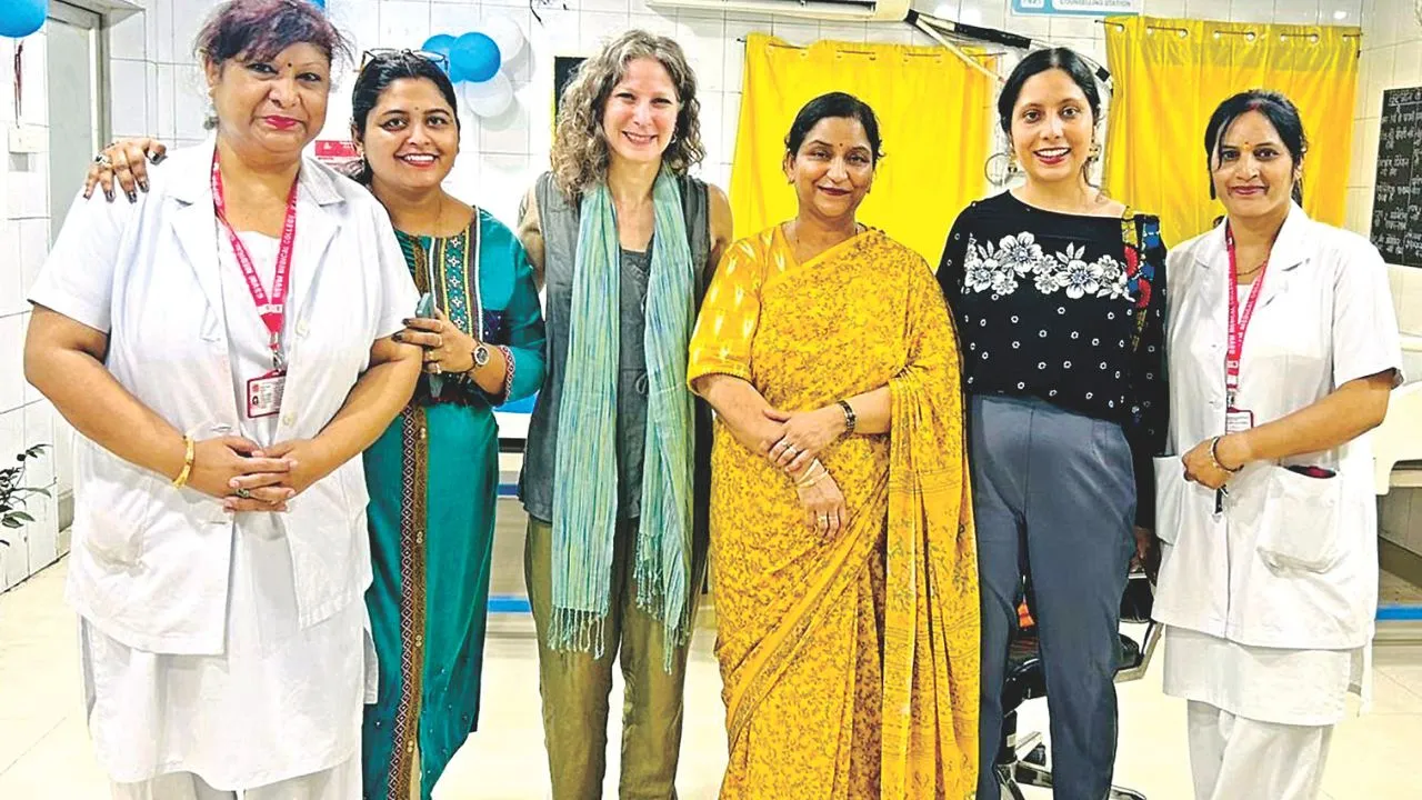 उन नवजात को भी मिलेगा दूध, जिनकी मां दूर: Kanpur के जच्चा-बच्चा अस्पताल में शुरू की गई लैक्टेशन मैनेजमेंट यूनिट