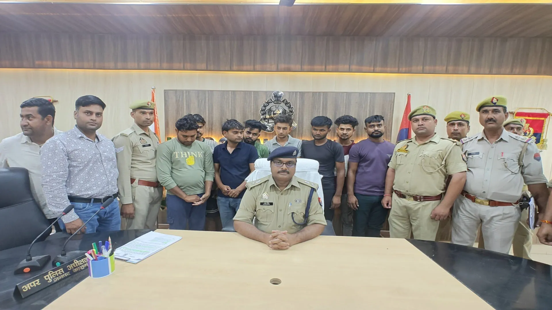 कासगंज: अंतरराज्यीय वाहन चोर गिरोह के आठ सदस्य गिरफ्तार...चोरी की 11 बाइक भी बरामद