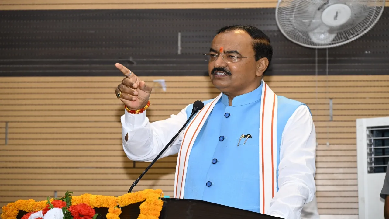 प्रयागराज : उप-मुख्यमंत्री केशव प्रसाद मौर्य का दावा 2027 में सपा समाप्तवादी पार्टी बन जाएगी