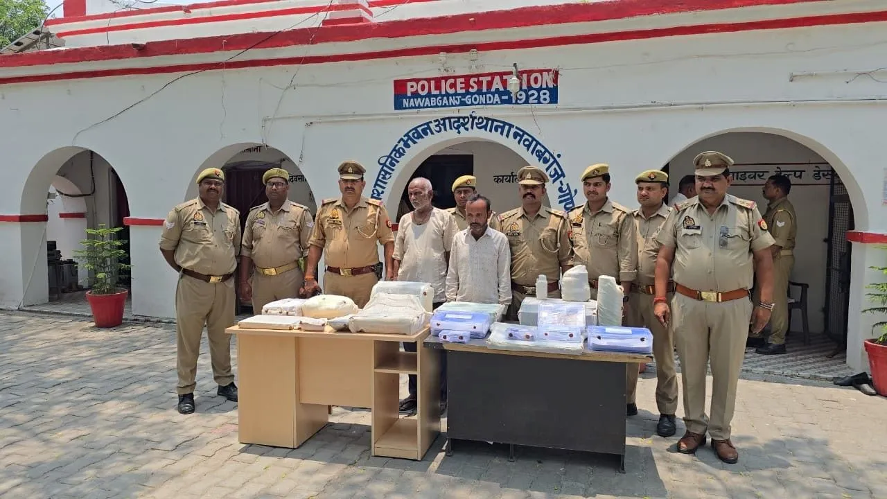 नकली नोट छापने वाले गिरोह का भंडाफोड़, दो गिरफ्तार  