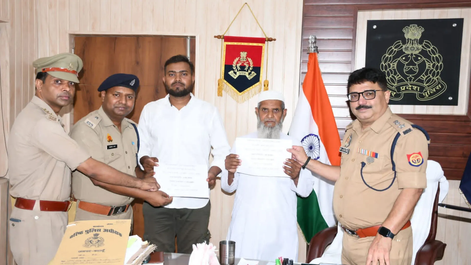 बदायूं: दो लोगों से 4.50 लाख की साइबर ठगी...पुलिस ने 2.52 लाख कराए वापस