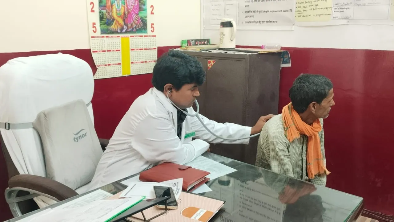 देवा सीएचसी में मरीजों को मिल रही बेहतर स्वास्थ्य सेवाएं : रोजाना 300 पेशेंट का इलाज, 24 घंटे इमरजेंसी सेवा के अलावा हो रही जरूरी मेडिकल टेस्ट