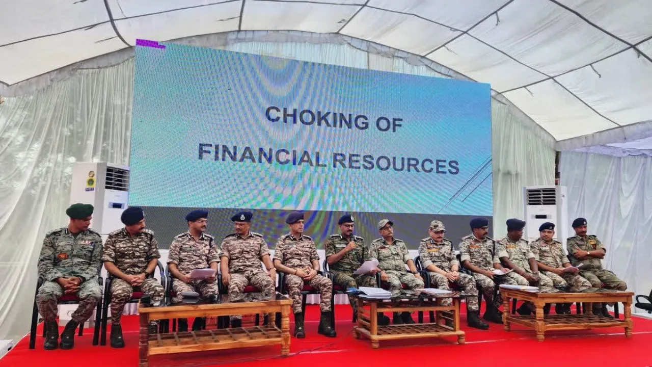 Anti Naxal Encounter: कुर्रगुट्टालू के पहाड़ पर 24 दिनों तक चले ऑपरेशन में 31 नक्सली ढ़ेर, 16 महिलाएं और 15 पुरूषों को मार गिराया