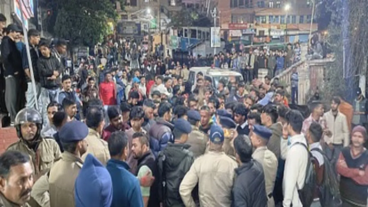 नैनीताल आक्रोश