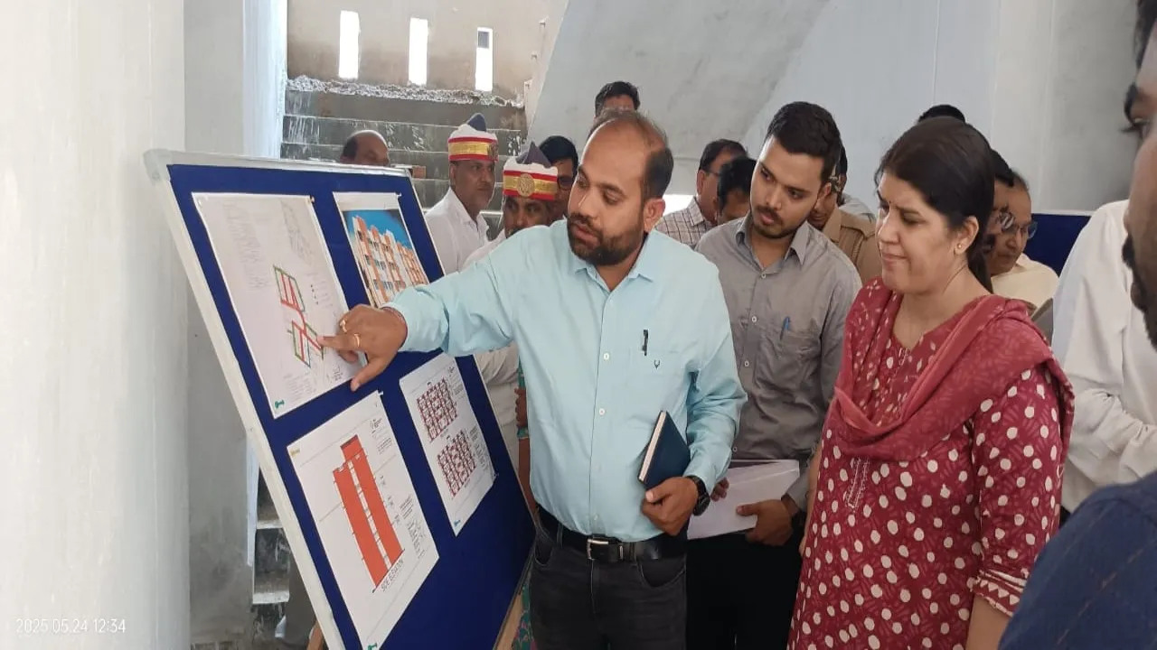 Barabanki News : नोडल अधिकारी ने विकास योजनाओं की जानी जमीनी हकीकत