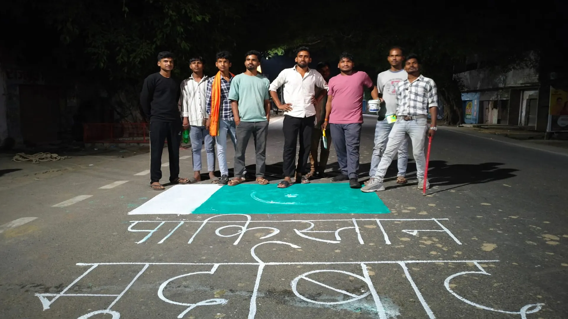 बदायूं: पहलगाम में करेंगे हनुमान चालीसा...वहां की मिट्टी लाकर बनाएंगे वाटिका