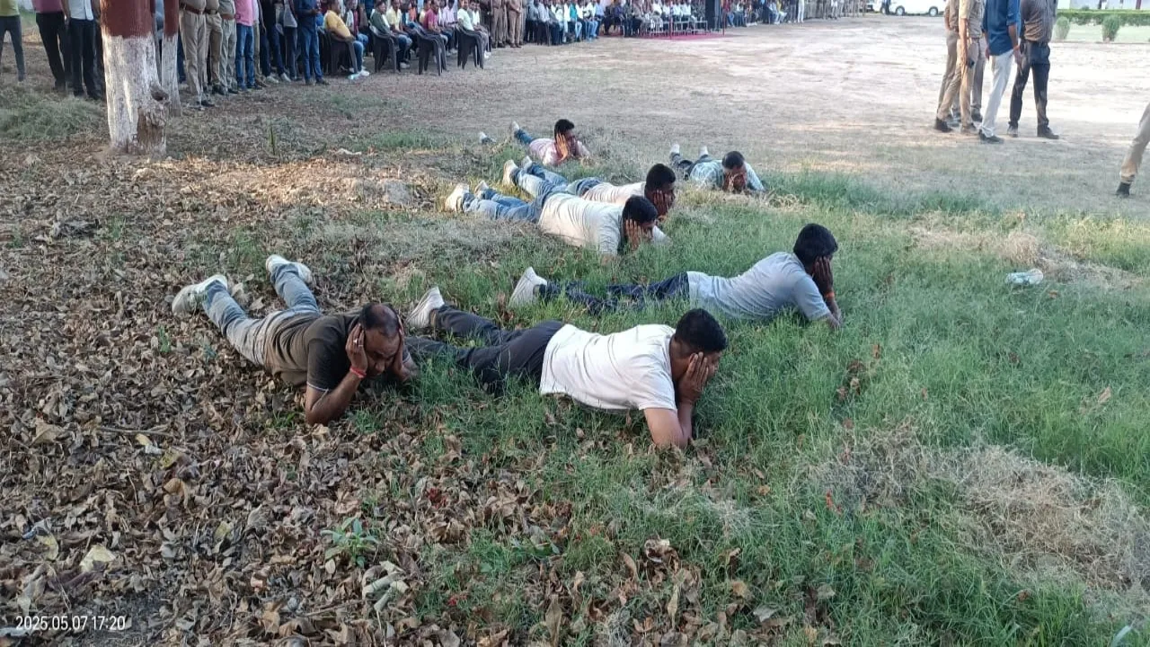 बम विस्फोट (1)