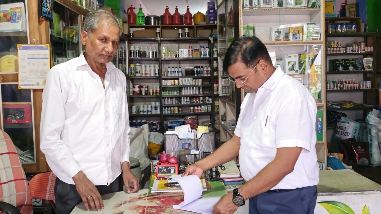  बाराबंकी : 7 केंद्रों से लिए गए 15 नमूने, एक दुकान की बिक्री रोकी