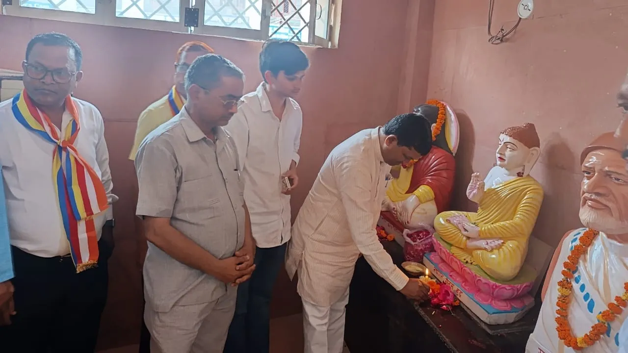 Buddha Purnima 2025 :  जिले में बुद्धम शरणं गच्छामि की गूंज, हर्षोल्लास के साथ मनाई गई बुद्ध पूर्णिमा