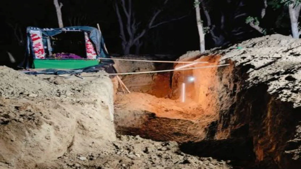 गोंडा में बड़ा हादसा: मिट्टी का टीला ढहने से तीन श्रमिकों की मौत, ठेकेदार की हालत नाजुक