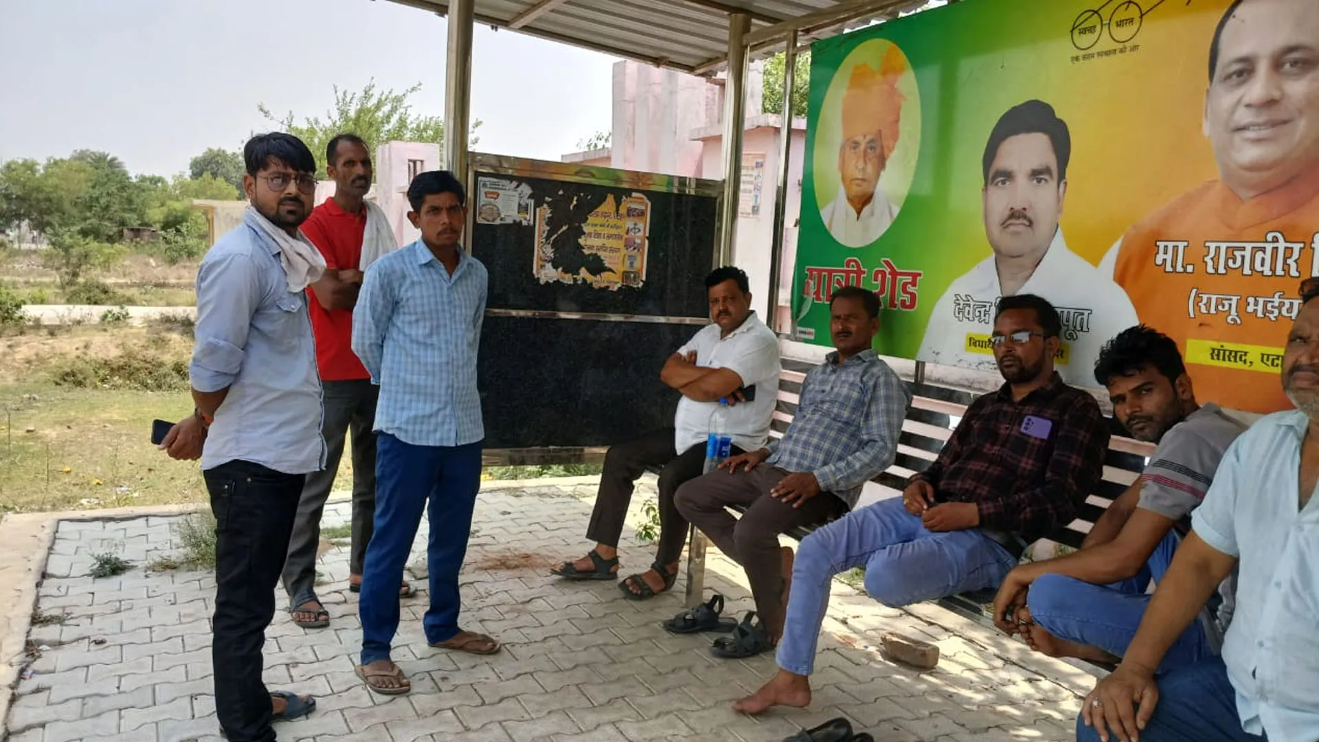 कासगंज: नरथर स्टेशन से एक किलोमीटर दूर ट्रेन से कटकर अधेड़ की मौत