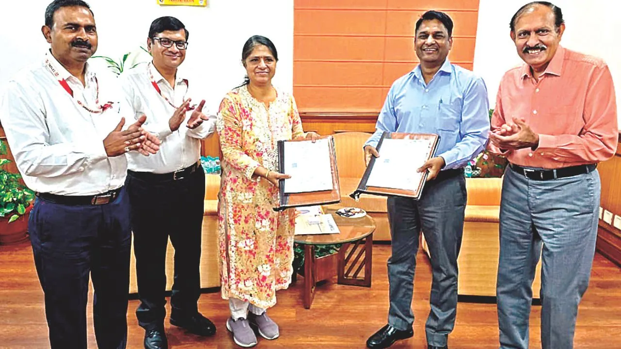 भूमिगत मेट्रो स्टेशनों पर मिलेगी डेटा और वॉयस कॉल कनेक्टीविटी, UPMRC और बीएसएनएल के बीच सहमति पत्र पर हुए हस्ताक्षर