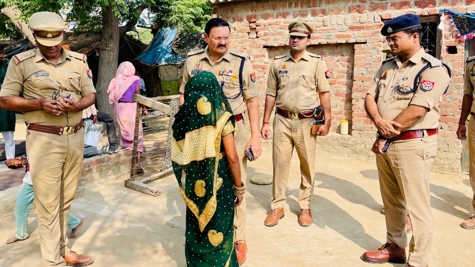 शाहजहांपुर: शादी में आई छह साल की मासूम से दरिंदगी...खेत पर ले जाकर किया रेप