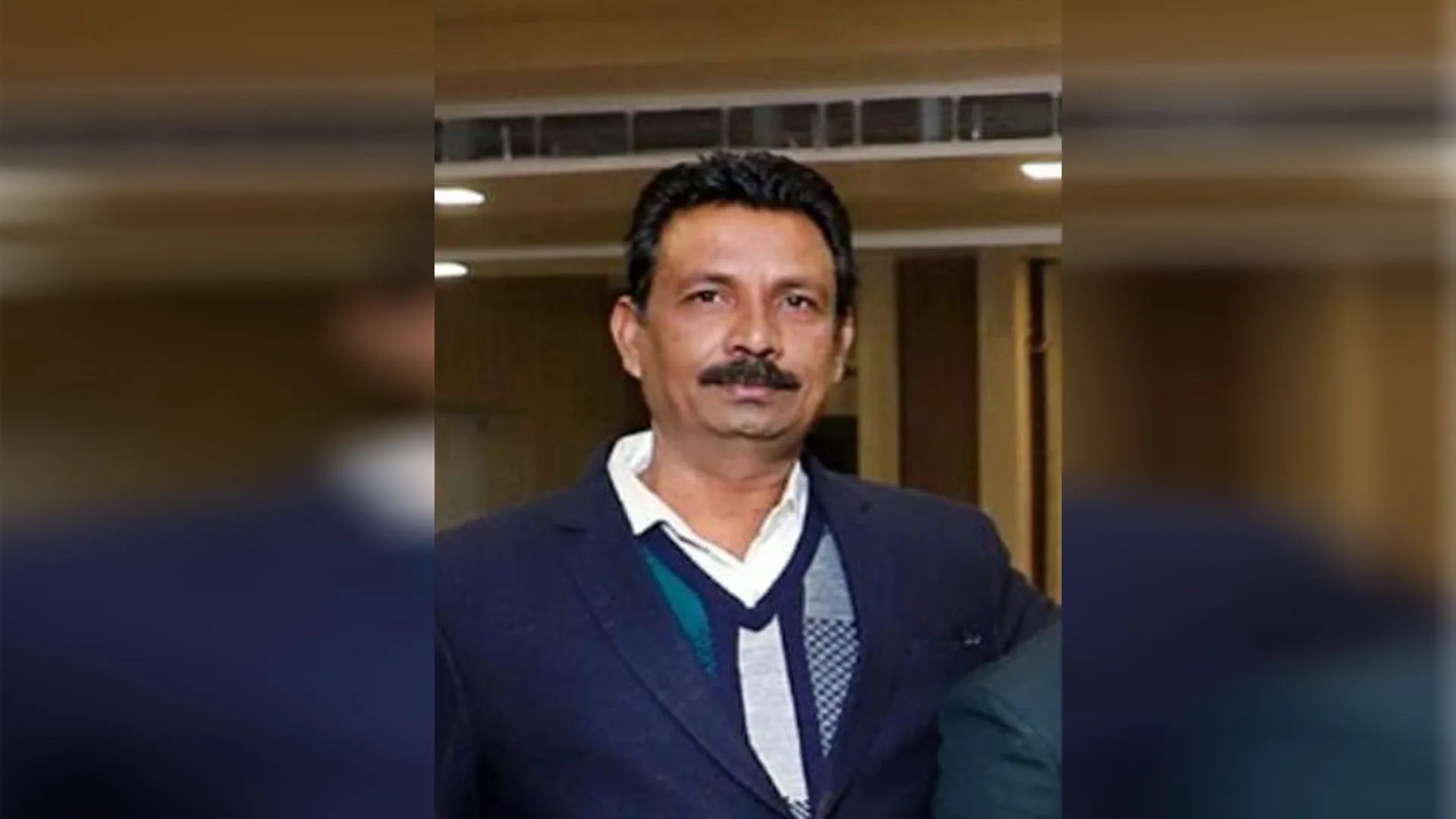 मुरादाबाद: प्लॉट के गेट पर फंदे से लटका मिला शव...परिजनों ने लगाया हत्या का आरोप