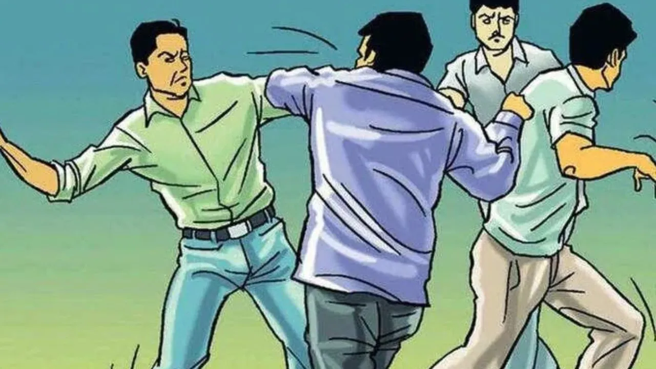 बरेली रजिस्ट्री दफ्तर में दो पक्षों में जमकर हुई मारपीट, एक घायल