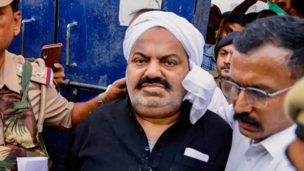 अतीक अहमद की मौत के बाद फिर सक्रिय हुआ उसका गैंग, साढ़ू समेत 8 के खिलाफ मुकदमा दर्ज